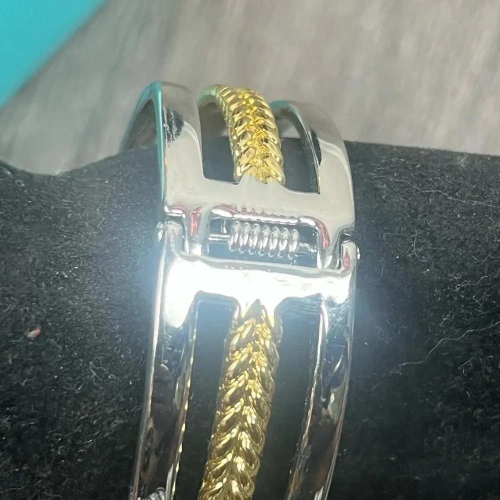 Talbots Two-Tone Bracelet - Picture 10 of 11